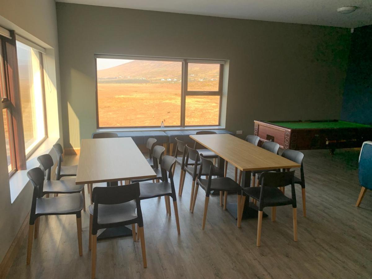 Хостел Achill Surf Centre Bellanasally Екстер'єр фото