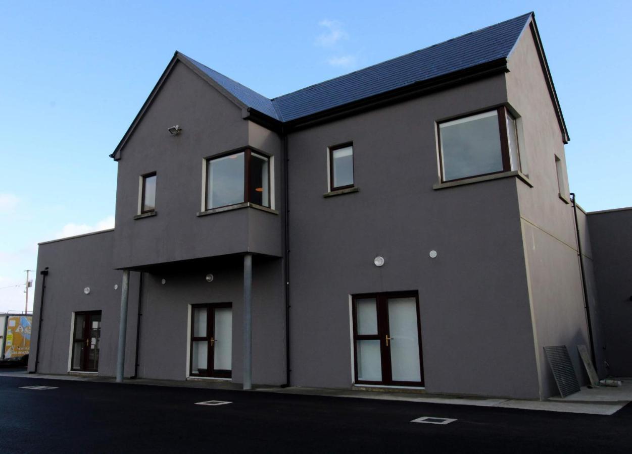 Хостел Achill Surf Centre Bellanasally Екстер'єр фото