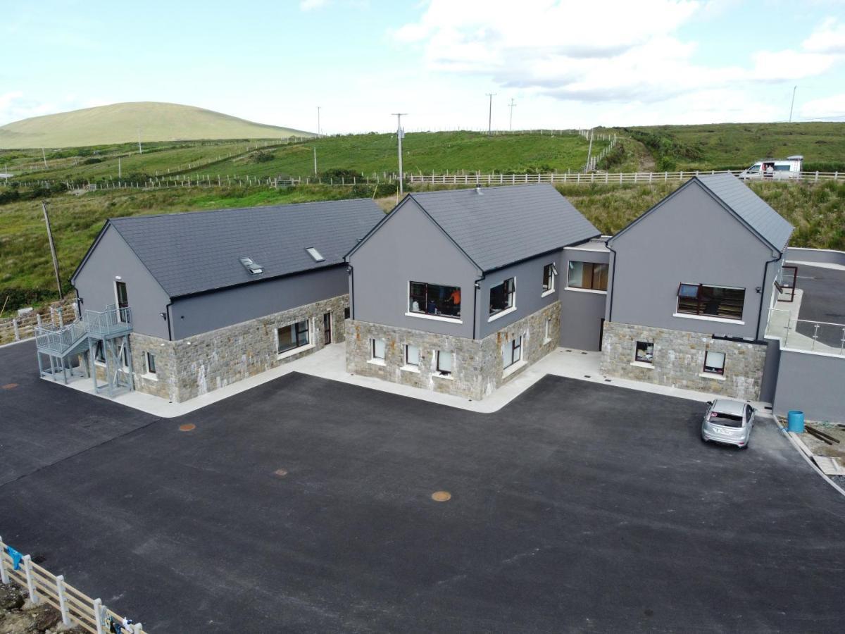 Хостел Achill Surf Centre Bellanasally Екстер'єр фото
